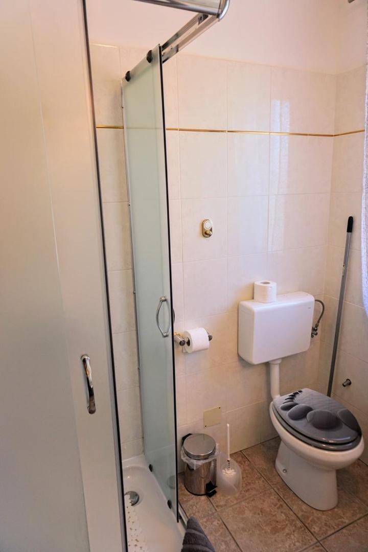 Apartment Stefica Crveni Vrh Bagian luar foto