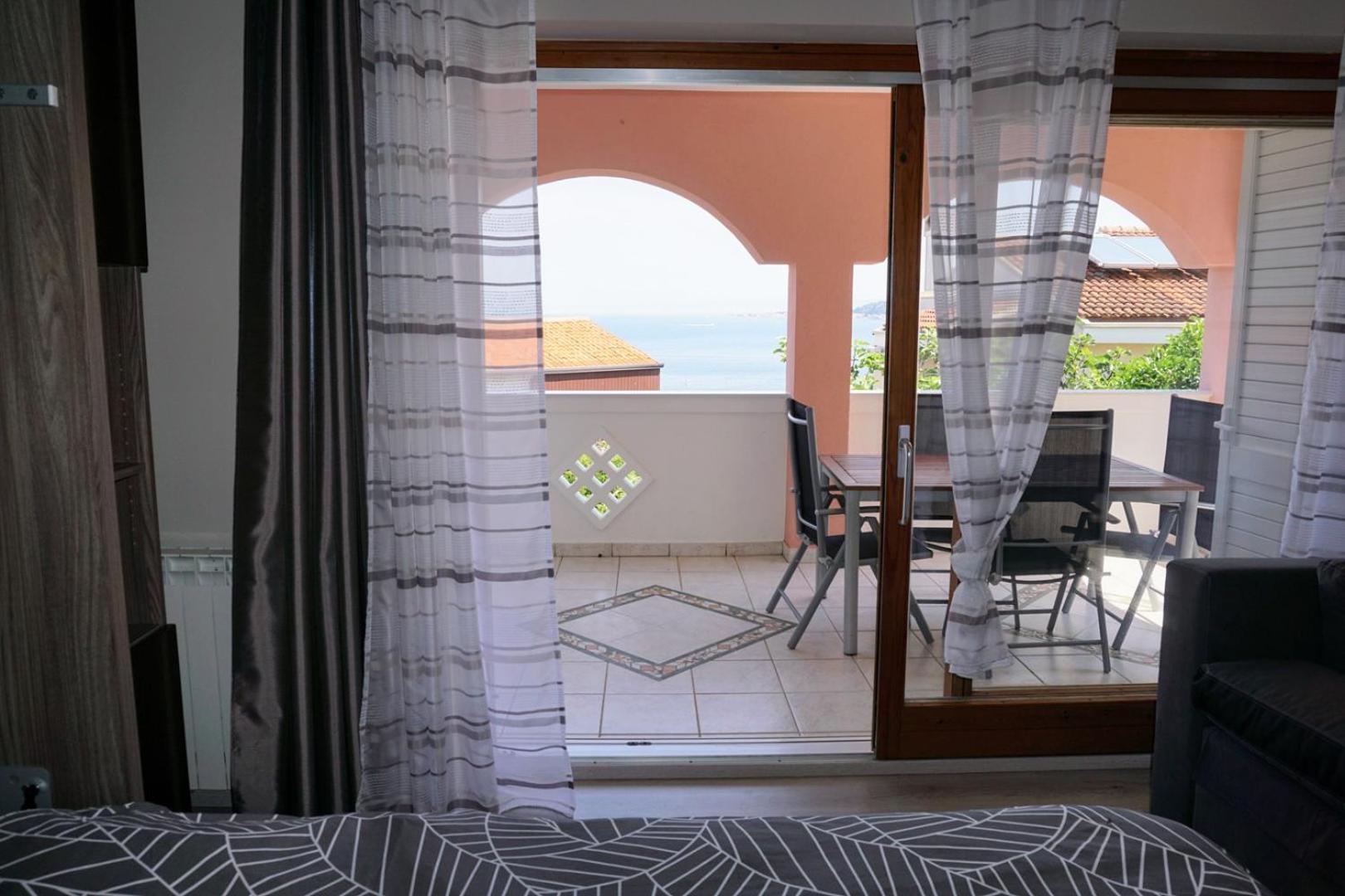 Apartment Stefica Crveni Vrh Bagian luar foto